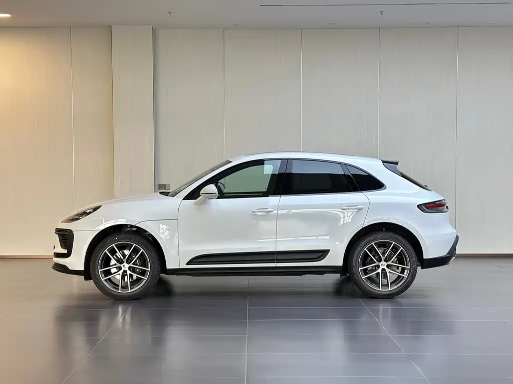 Macan 2026 Macan 2.0T Dream Edition купить на сайте DeffCars