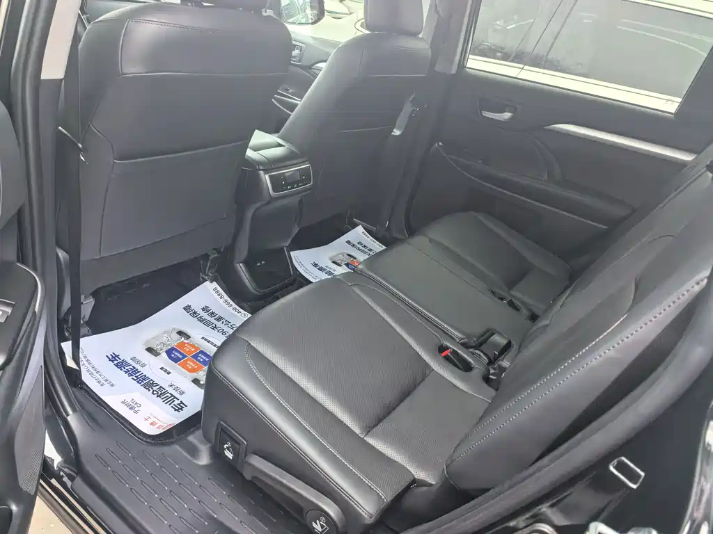 Highlander 2021 2.0T four-wheel drive luxury version 7 seats купить на сайте DeffCars