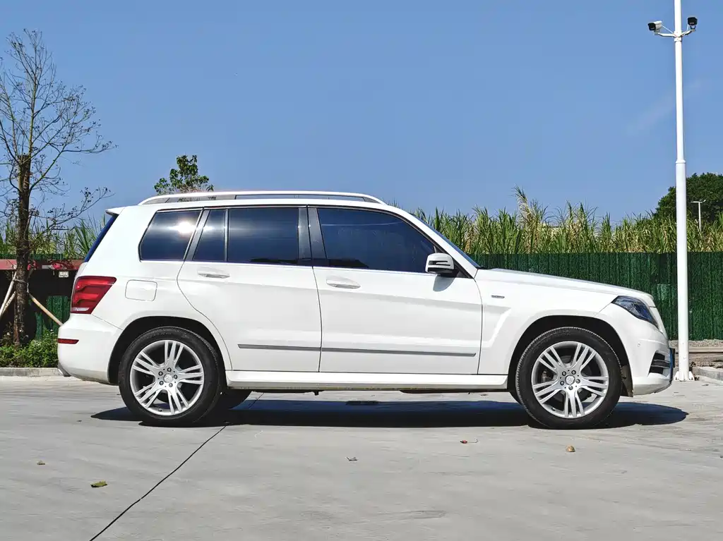 Mercedes-Benz GLK-Class 2015 GLK 260 4MATIC Dynamic Extreme Edition купить на сайте DeffCars