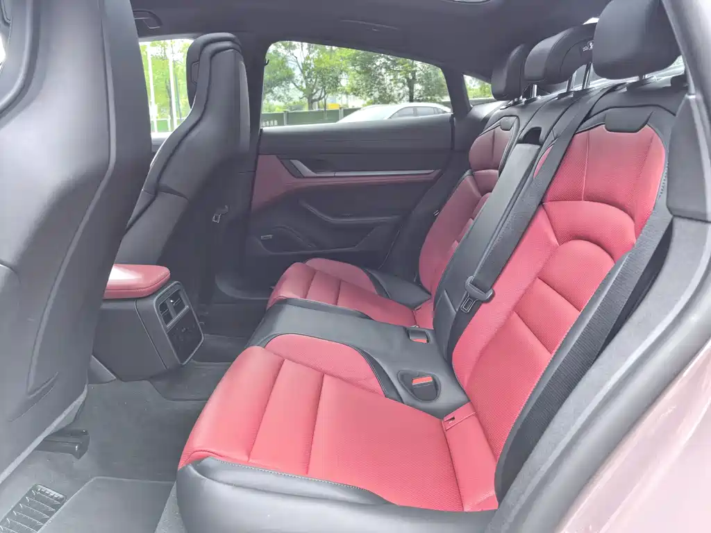 Taycan 2025 Taycan купить на сайте DeffCars