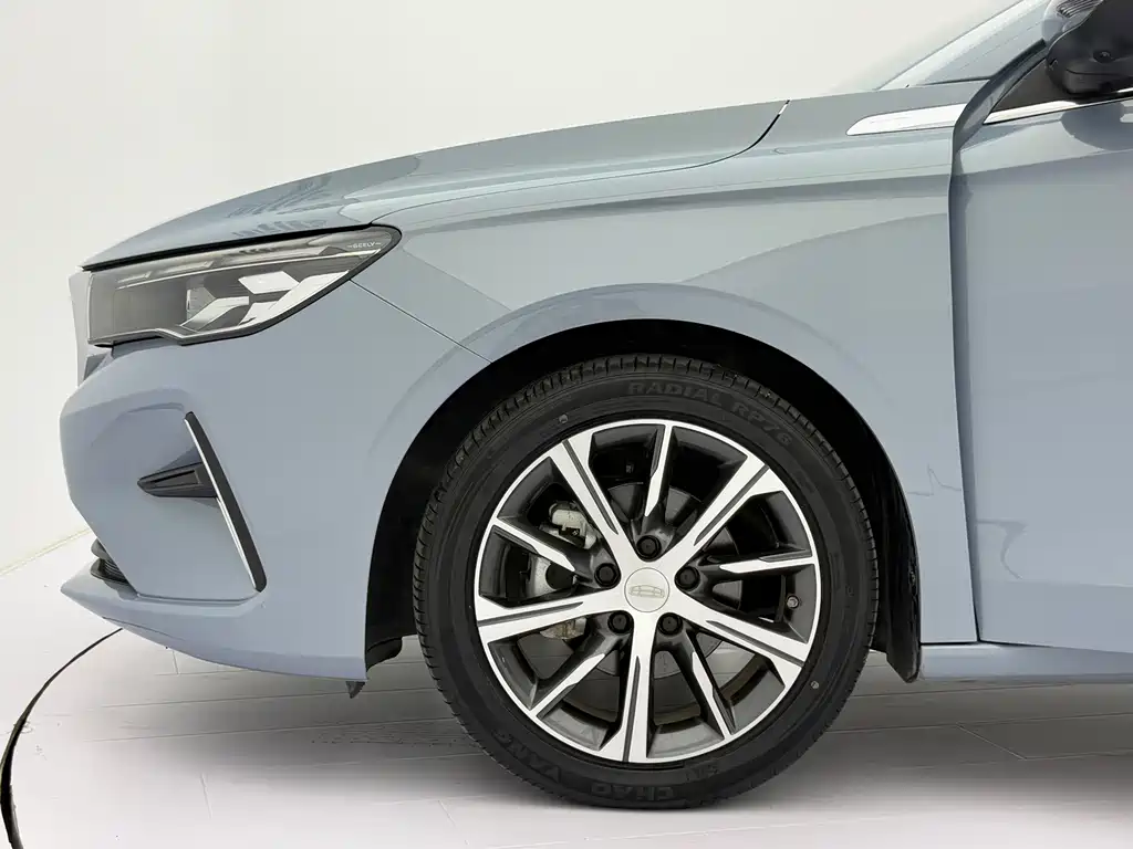 Emgrand 2023 4th Generation Champion Edition 1.5L CVT flagship model купить на сайте DeffCars