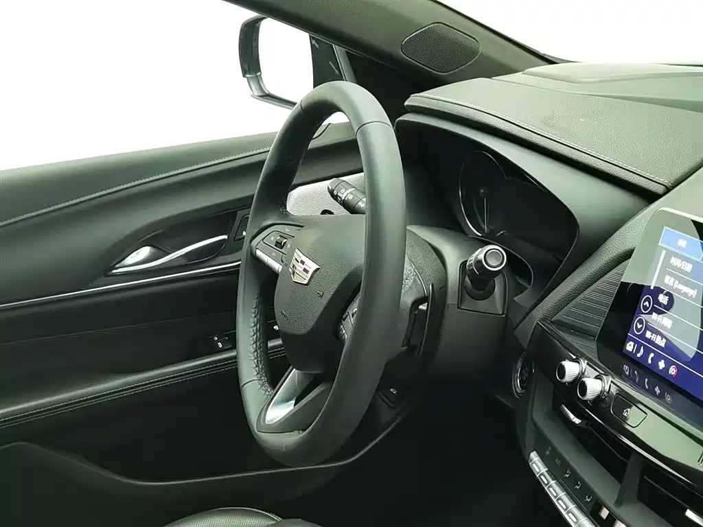 Cadillac CT4 2021 28T luxury model купить на сайте DeffCars