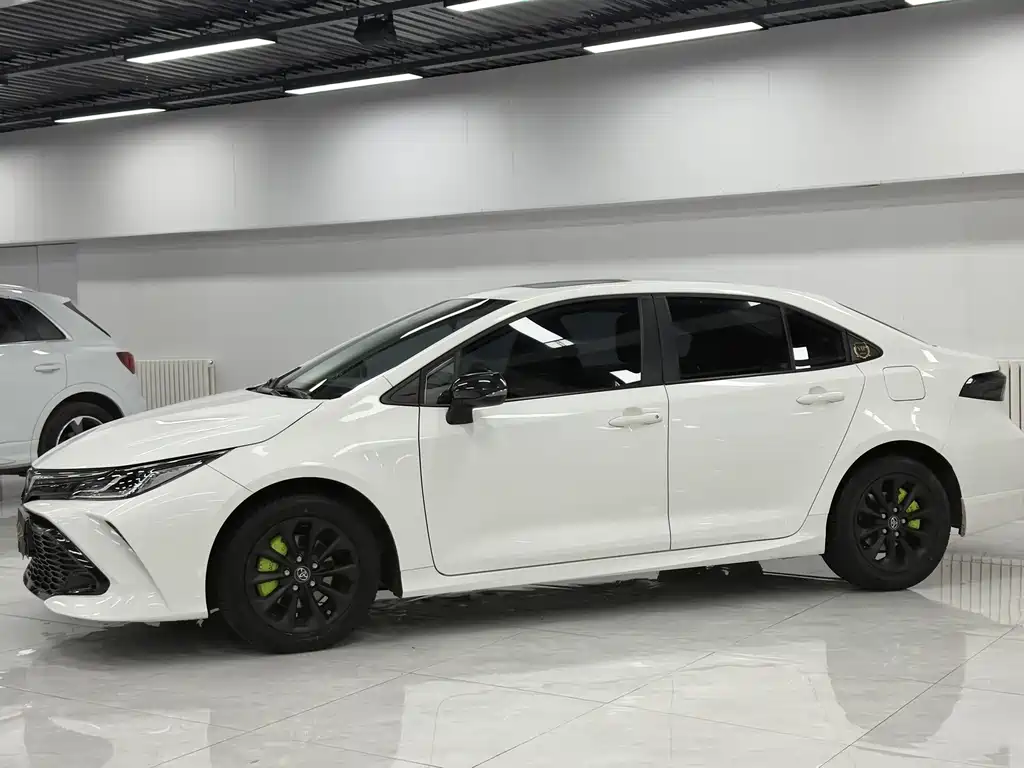 Corolla 2021 TNGA 1.5L CVT GR SPORT sports version купить на сайте DeffCars