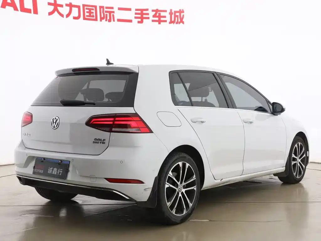 Golf 2019 280TSI DSG comfort model National VI купить на сайте DeffCars