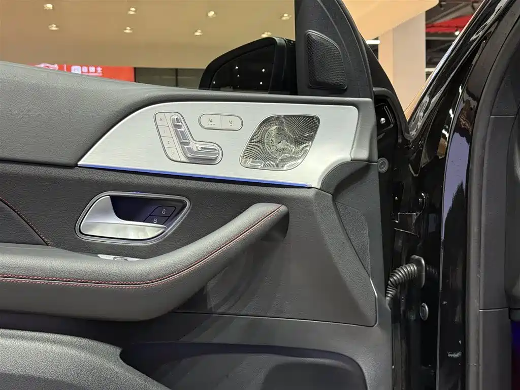 Mercedes-Benz GLE AMG 2025 facelift AMG GLE 53 4MATIC+ купить на сайте DeffCars