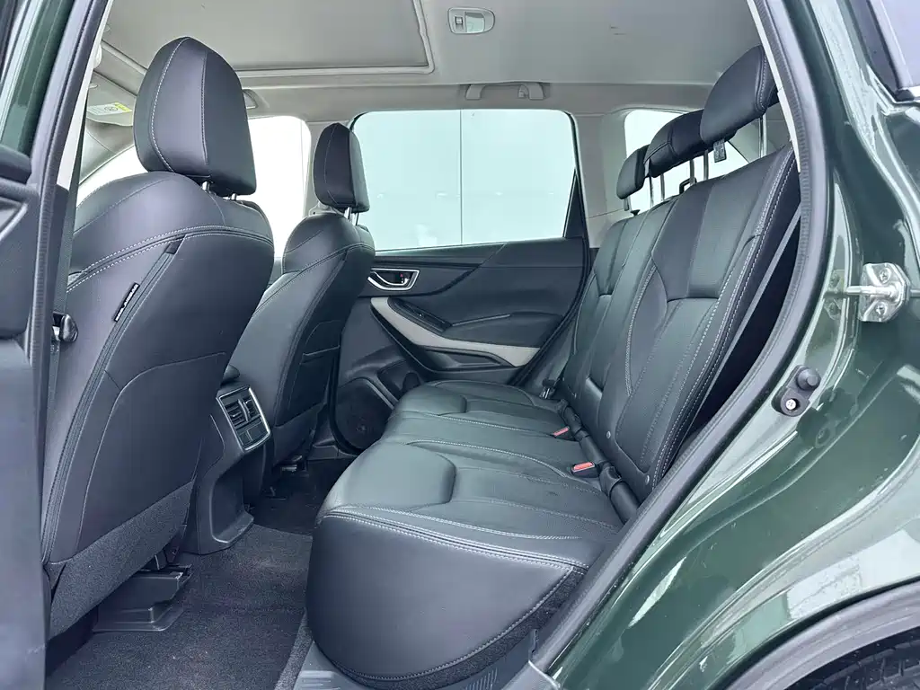 Forester 2022 2.0i AWD Deluxe Edition EyeSight купить на сайте DeffCars