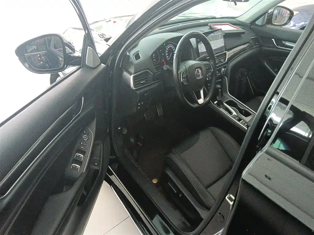 Accord 2022 260TURBO Magic Night Premium Edition купить на сайте DeffCars