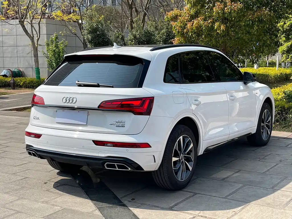Audi Q5L 2023 40T luxury and dynamic model купить на сайте DeffCars