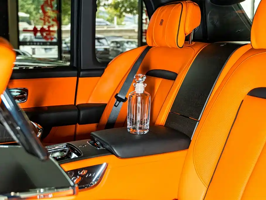 Cullinan 2018 four-seat version купить на сайте DeffCars