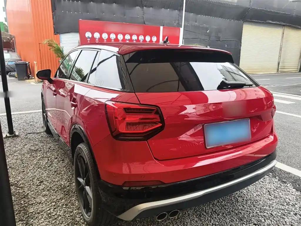Audi Q2L 2018 35 TFSI launches exclusive version, National VI купить на сайте DeffCars