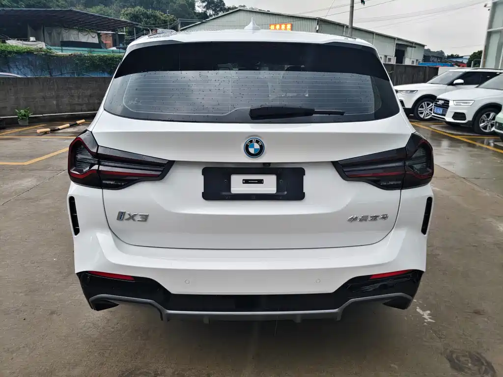 BMW iX3 2024 leading model купить на сайте DeffCars