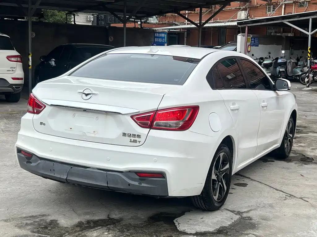 Familia 2017 1.6L manual luxury model купить на сайте DeffCars