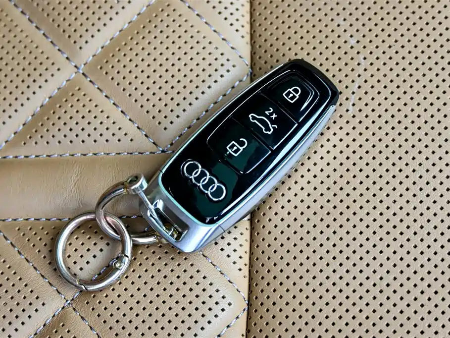 Audi A8 2024 A8L 50 TFSI quattro Premium Selection купить на сайте DeffCars