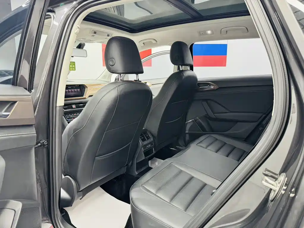 Tuyue 2022 280TSI two-wheel drive luxury version купить на сайте DeffCars