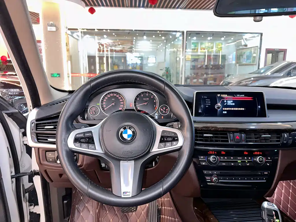 BMW X5 (импорт) 2014 xDrive35i Leading купить на сайте DeffCars