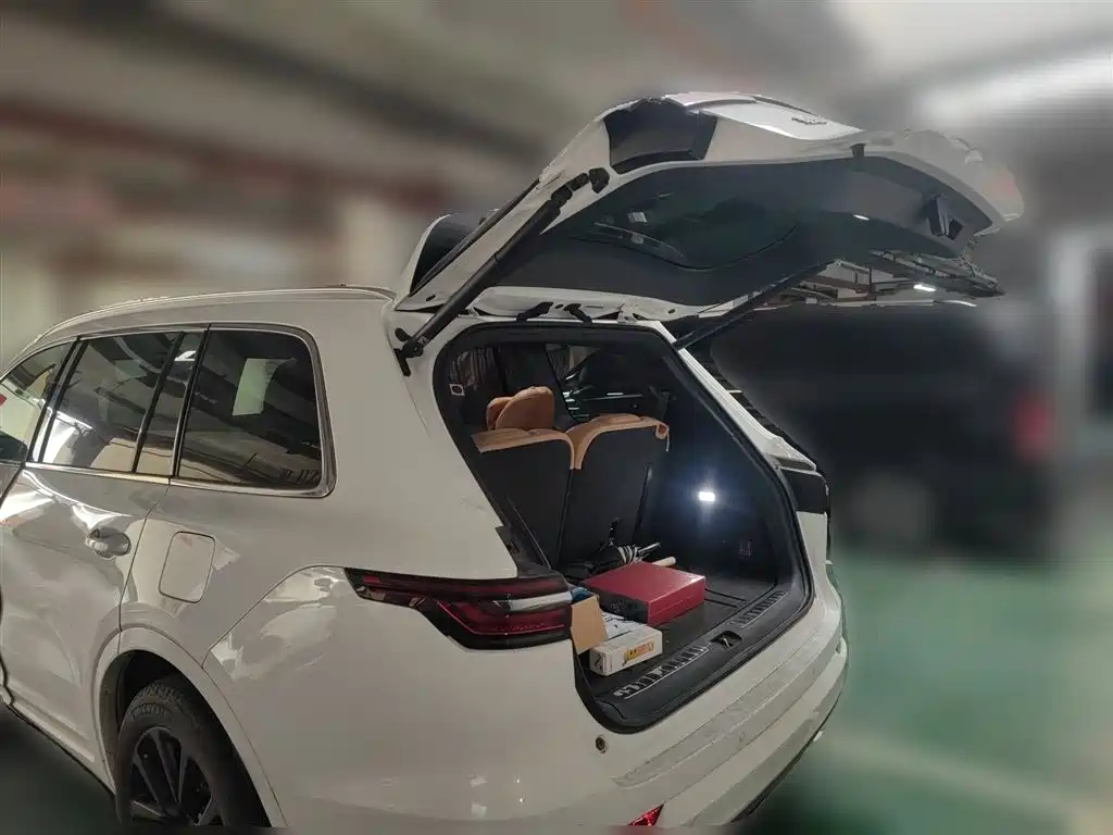 Ideal ONE 2021 extended range 6-seater version купить на сайте DeffCars
