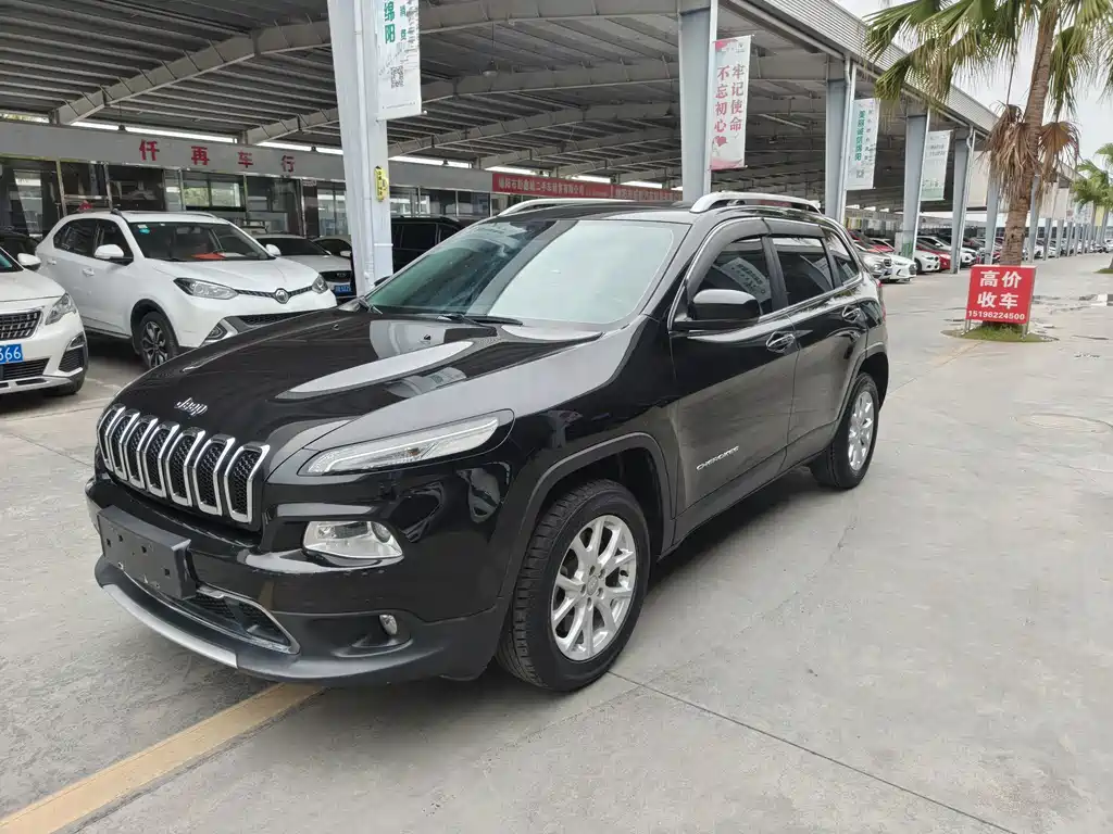 Cherokee (Китай) 2017 2.0L Superior Edition купить на сайте DeffCars