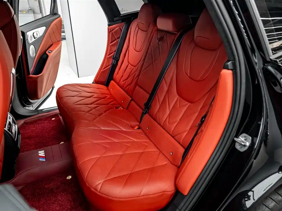 BMW XM 2023 50e купить на сайте DeffCars