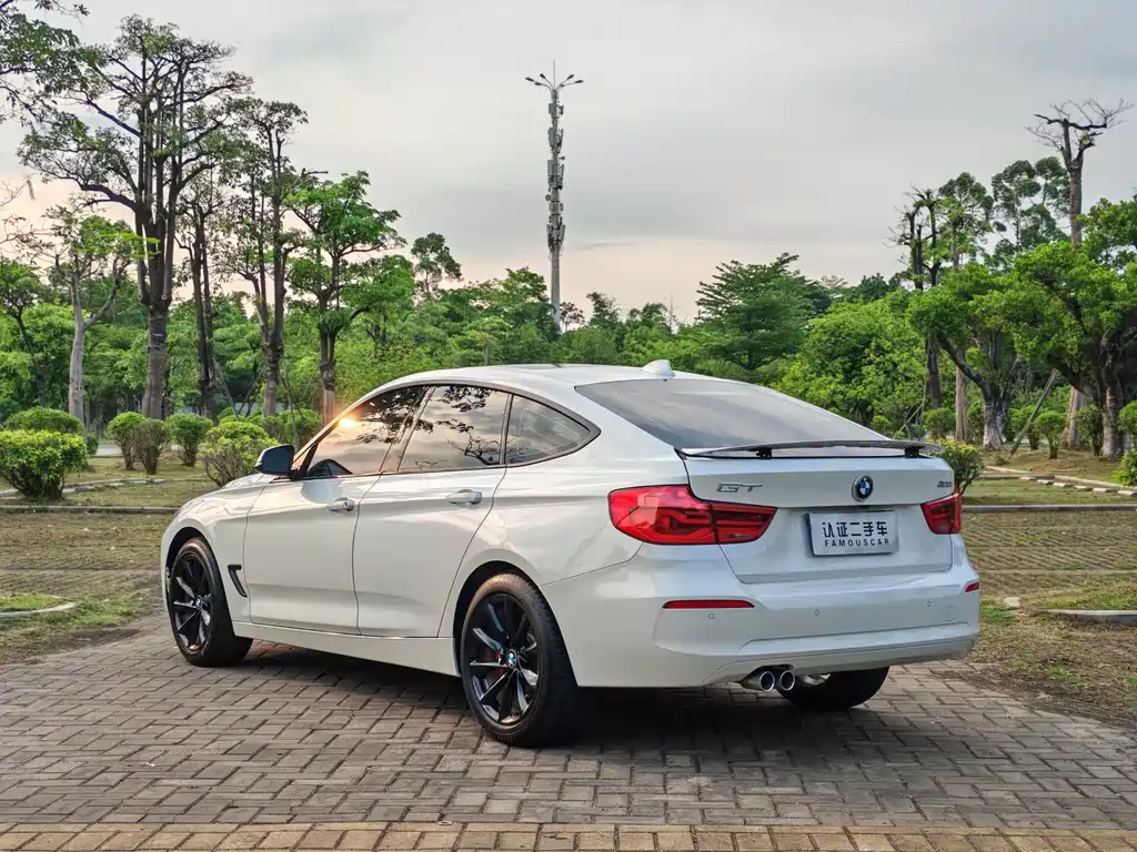 BMW 3 Series GT 2018 320i Fashion Model купить на сайте DeffCars