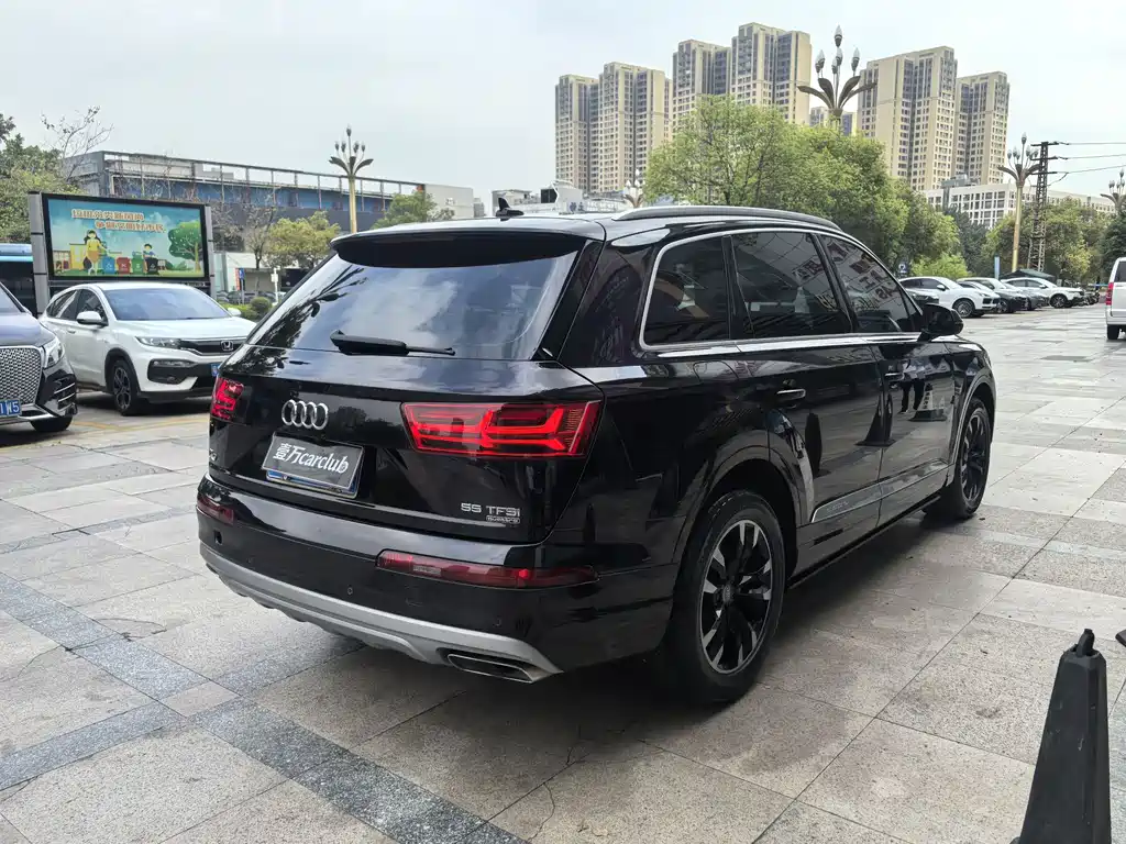 Audi Q7 2019 55 TFSI Technology купить на сайте DeffCars