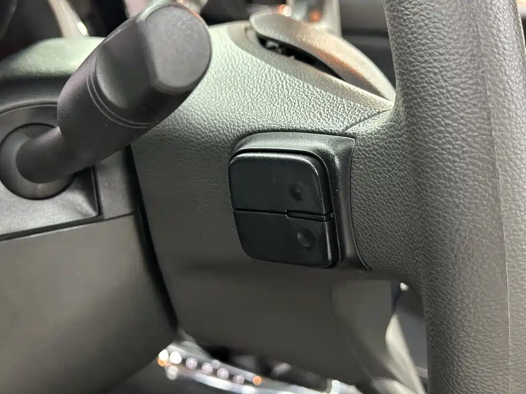 Cruze 2017 1.5L hatchback automatic front version купить на сайте DeffCars