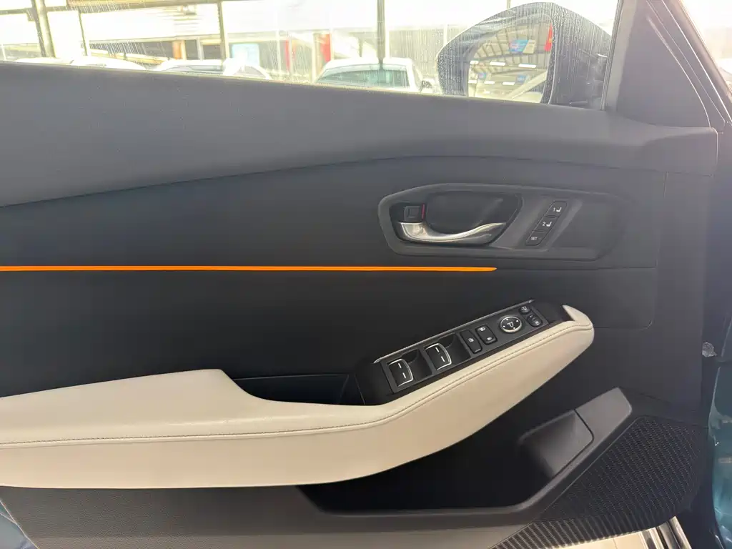 Accord New Energy 2023 2.0L e:PHEV flagship version купить на сайте DeffCars