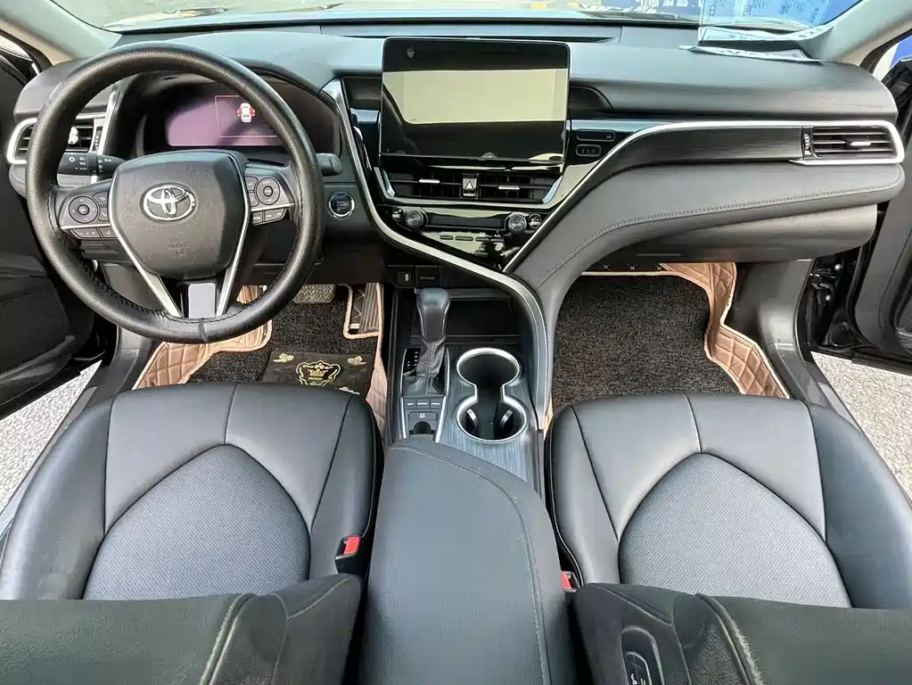 Camry 2023 2.5G Deluxe Edition купить на сайте DeffCars