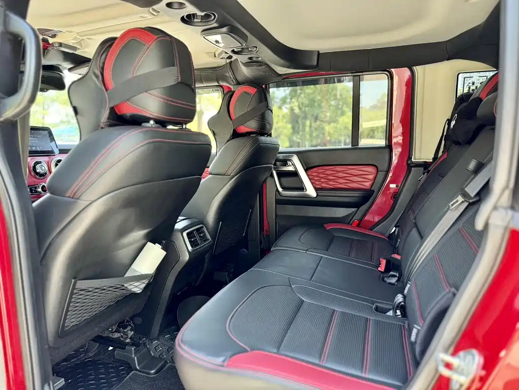 Beijing Off-Road BJ40 2018 PLUS 2.3T automatic four-wheel drive flagship version National V купить на сайте DeffCars