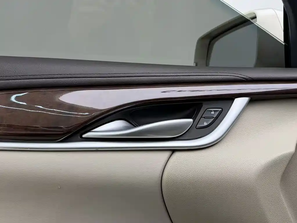 Cadillac XTS 2016 28T Elite купить на сайте DeffCars