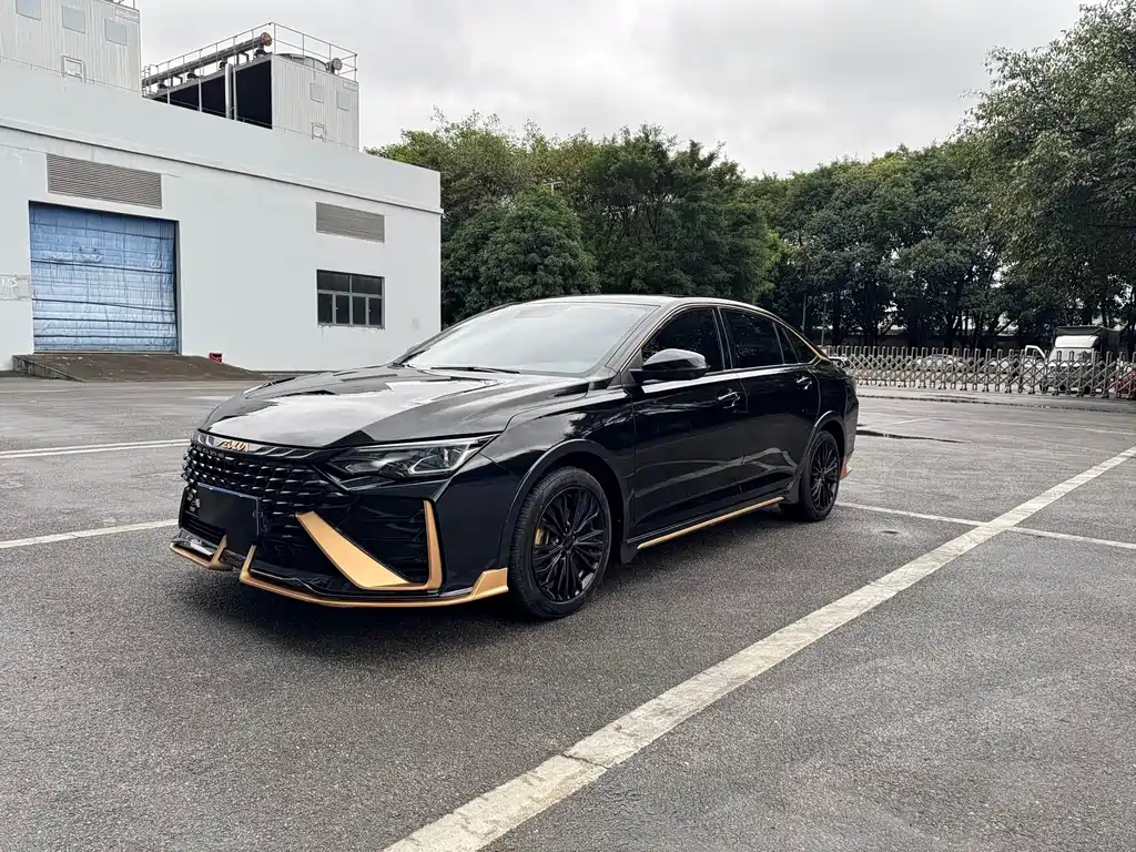Yixuan MAX 2021 1.5T Dark Night Holy Light Edition (Hybrid) купить на сайте DeffCars