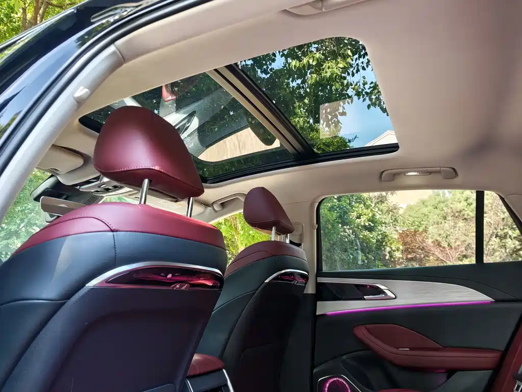 Hongqi H5 PHEV 2025 170 super hybrid version купить на сайте DeffCars