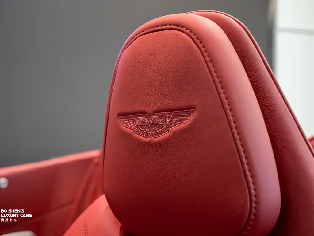 Aston Martin DB11 2019 4.0T V8 Volante купить на сайте DeffCars