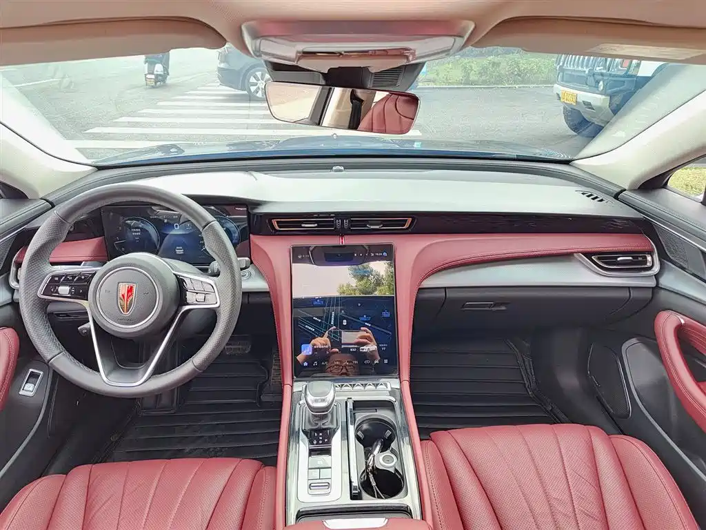 Hongqi H5 2023 2.0T Automatic Zhilianqichang Edition купить на сайте DeffCars