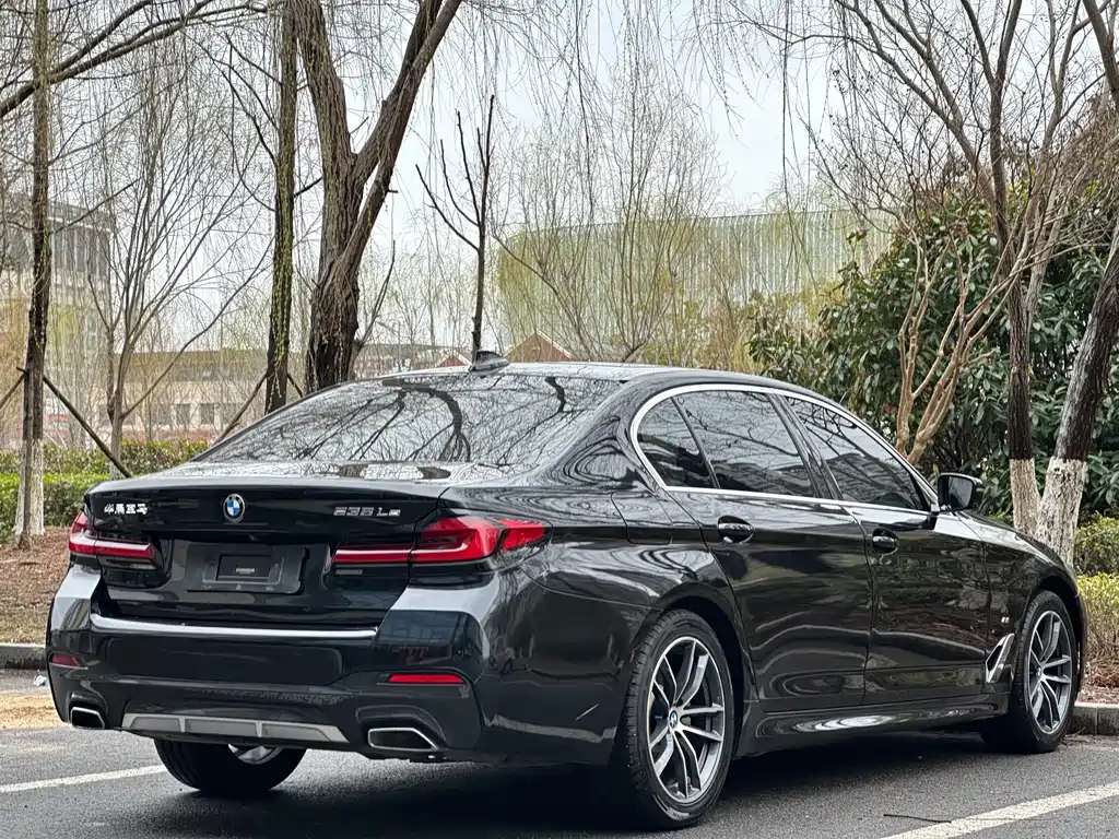 BMW 5 Series New Energy 2021 535Le Pioneer Edition M Sports Package купить на сайте DeffCars