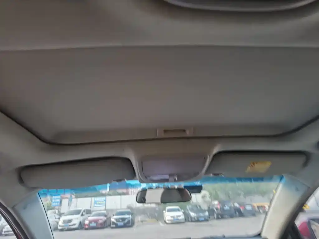 Emgrand 2015 sedan 1.5L manual upward version купить на сайте DeffCars