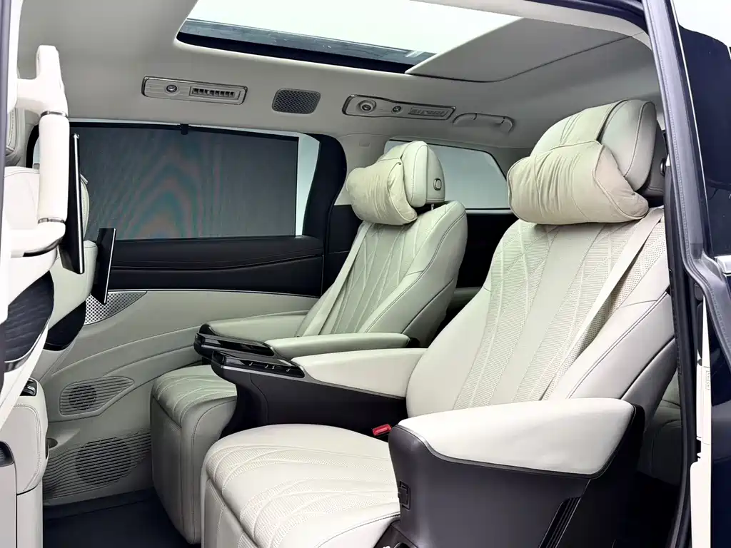 Denza D9 2025 DM-i smart driving version 1020 four-wheel drive flagship model купить на сайте DeffCars