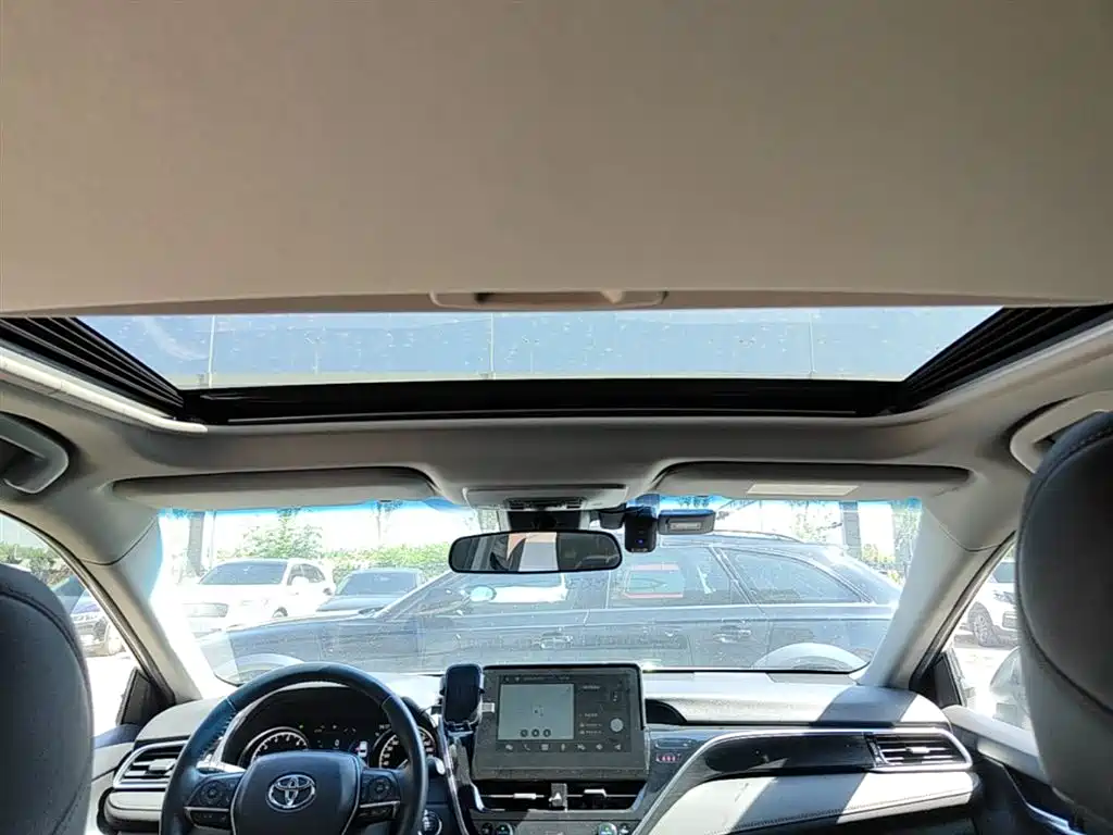 Camry 2021 2.0G Deluxe Edition купить на сайте DeffCars