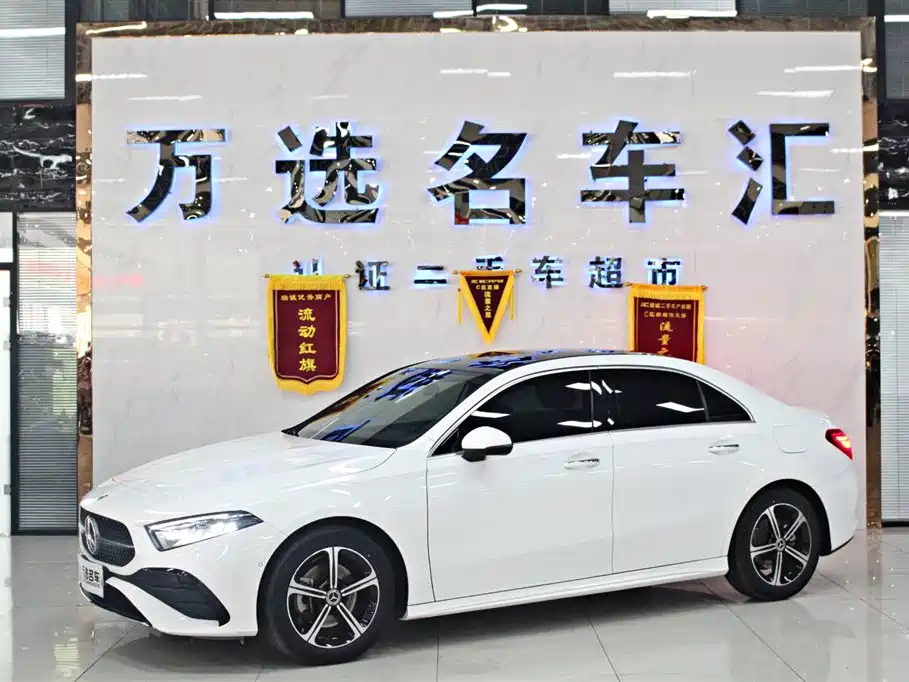 Mercedes-Benz A-Class 2023 A 200 L Fashion Model купить на сайте DeffCars