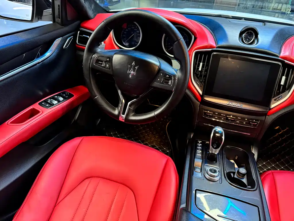 Ghibli 2017 3.0T Standard Edition купить на сайте DeffCars