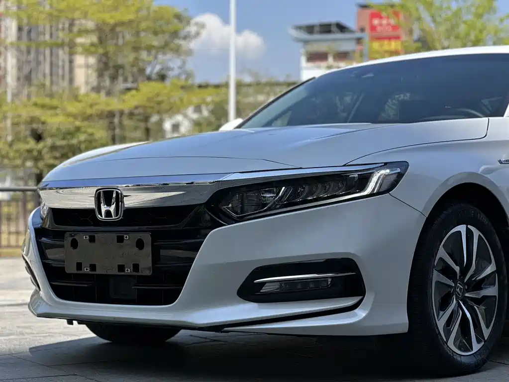 Accord 2018 Sharp·Hybrid 2.0L Sharp Collar Edition National V купить на сайте DeffCars