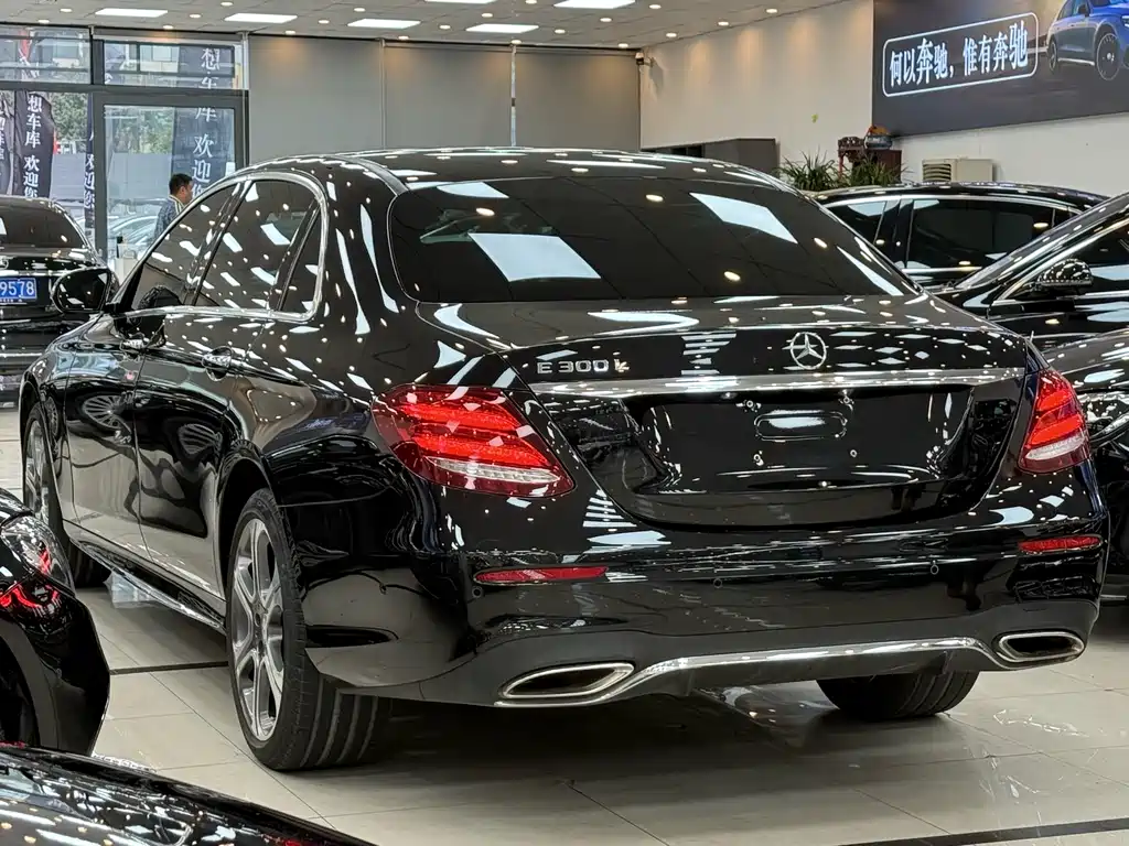 Mercedes-Benz E-Class 2017 E 300 L Sporty and Stylish купить на сайте DeffCars