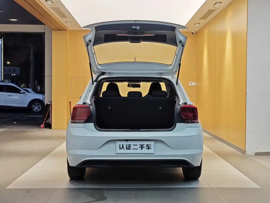 Polo 2023 facelift Plus 1.5L automatic indulgence version купить на сайте DeffCars