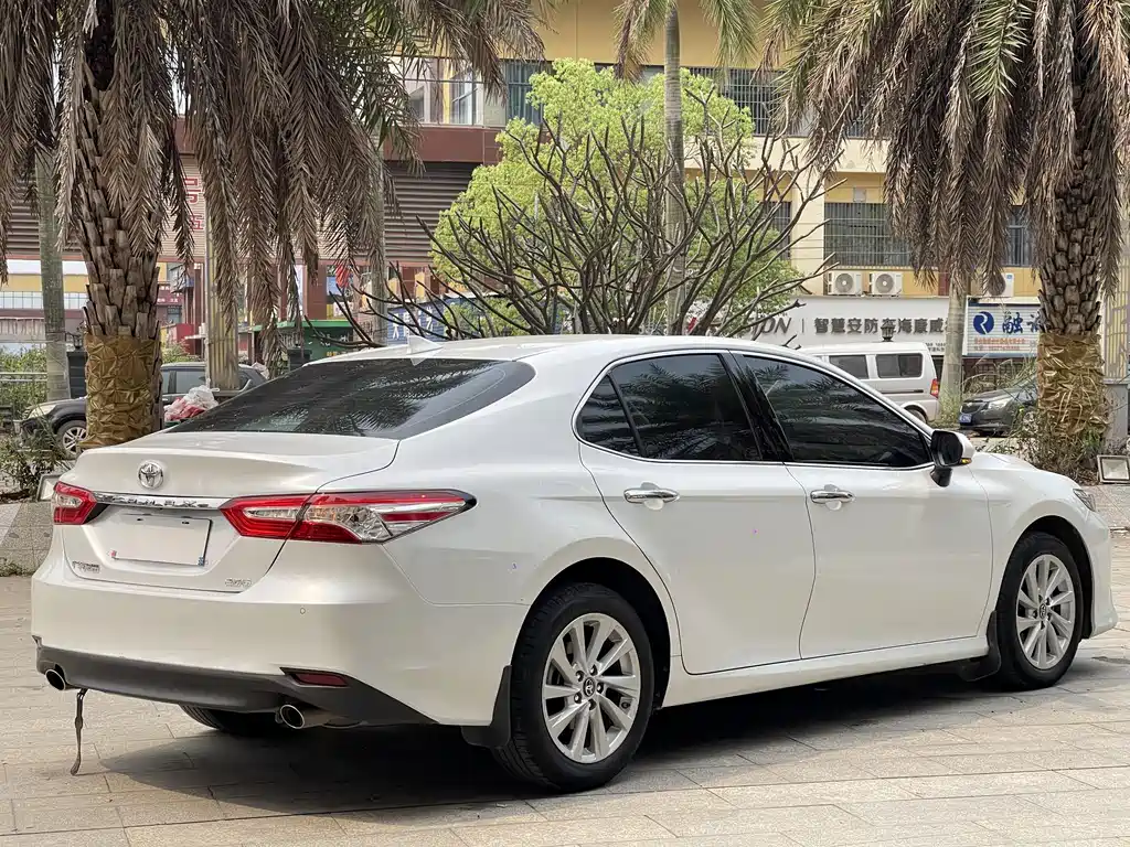 Camry 2021 2.0G Deluxe Edition купить на сайте DeffCars