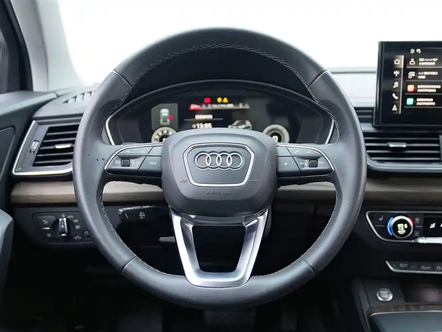 Audi Q5L 2022 facelift 40T luxury and elegant model купить на сайте DeffCars