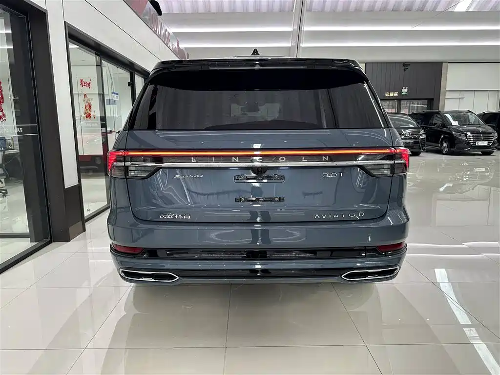 Aviator 2024 3.0T V6 four-wheel drive Presidential Edition six seats купить на сайте DeffCars