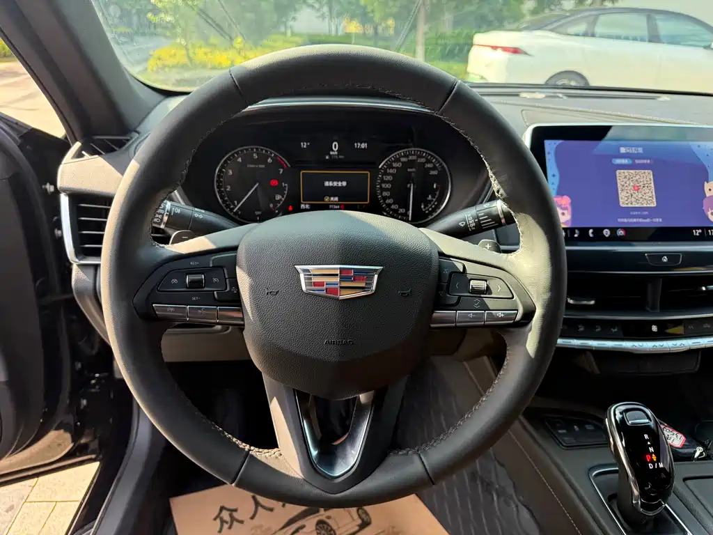 Cadillac CT5 2022 28T Fashion Model купить на сайте DeffCars