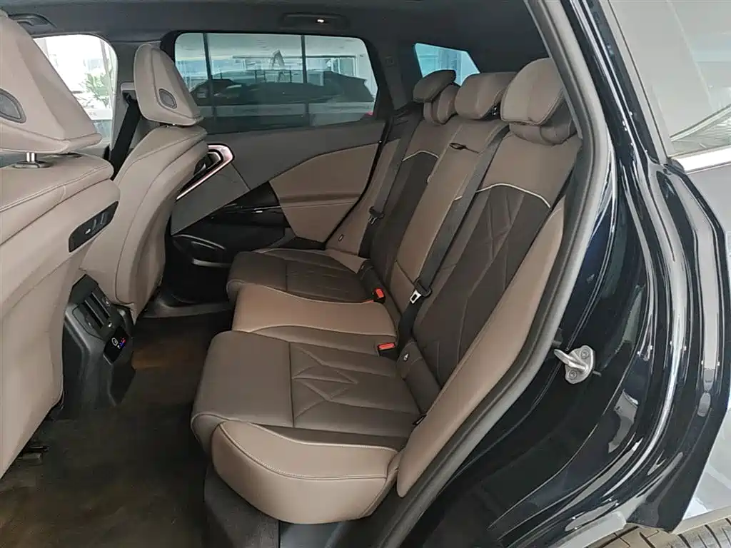 BMW X3 2025 xDrive25L Luxury Package купить на сайте DeffCars