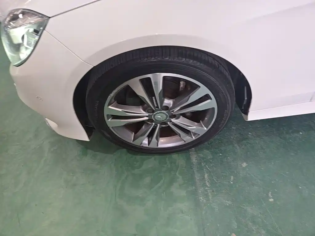 Mercedes-Benz E-Class 2015 E 260 L Sports купить на сайте DeffCars