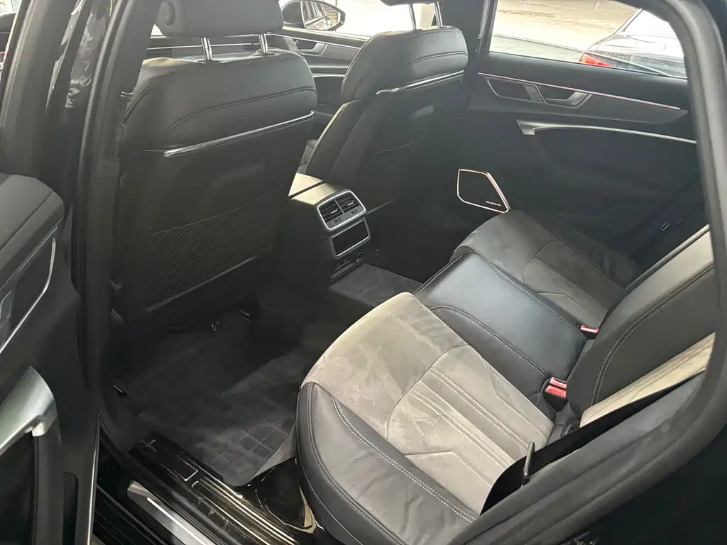 Audi A6L 2024 45 TFSI Premium Dynamic Model купить на сайте DeffCars