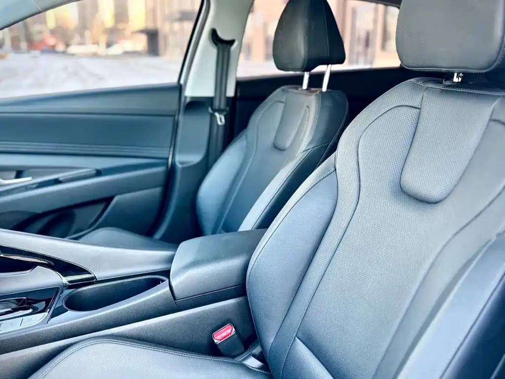 Elantra 2023 1.5L CVT LUX Premium Edition купить на сайте DeffCars